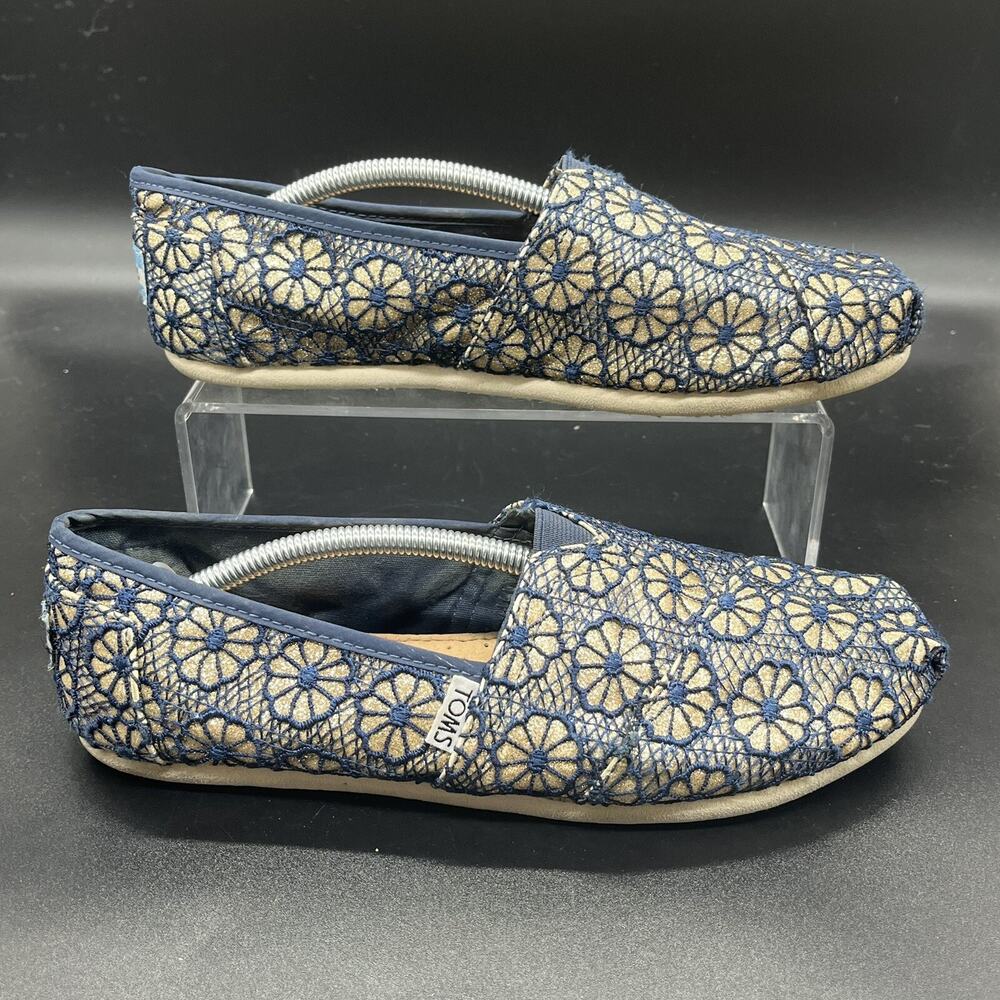 TOMS Crochet Glitter Slip On Women’s 8.5 Blue Gold